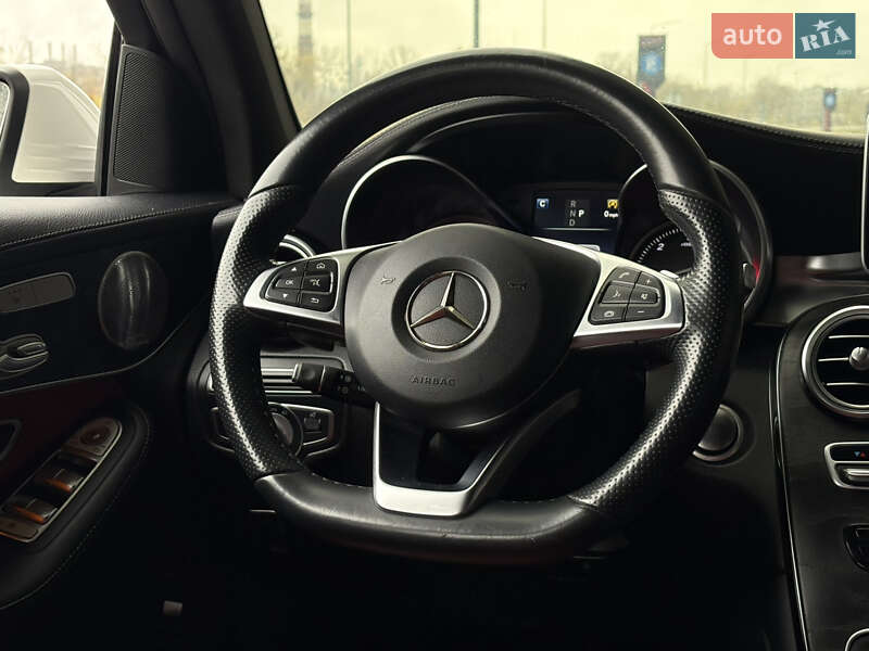 Позашляховик / Кросовер Mercedes-Benz GLC-Class Coupe 2016 в Києві фото 21 Позашляховик / Кросовер Mercedes-Benz GLC-Class Coupe 2016 в Києві