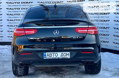 Внедорожник / Кроссовер Mercedes-Benz GLC-Class 2017 в 