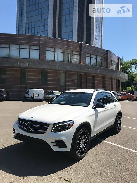 Внедорожник / Кроссовер Mercedes-Benz GLC-Class 2016 в 