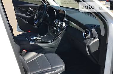 Внедорожник / Кроссовер Mercedes-Benz GLC-Class 2016 в 