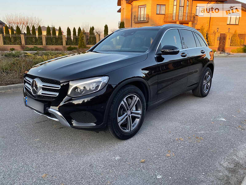Внедорожник / Кроссовер Mercedes-Benz GLC-Class 2016 в 