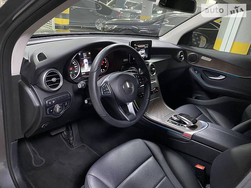 Позашляховик / Кросовер Mercedes-Benz GLC-Class 2017 в Києві