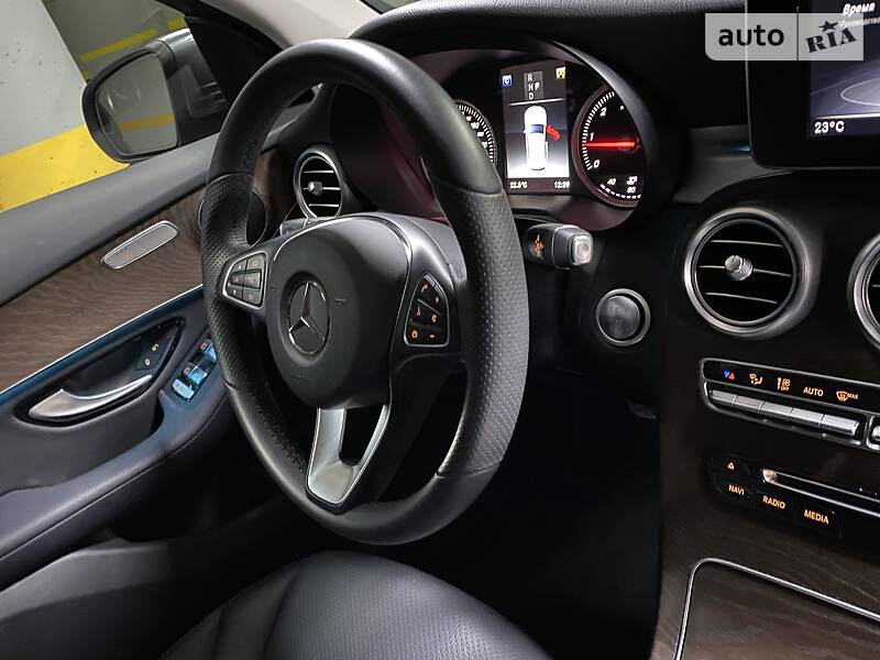 Позашляховик / Кросовер Mercedes-Benz GLC-Class 2017 в Києві