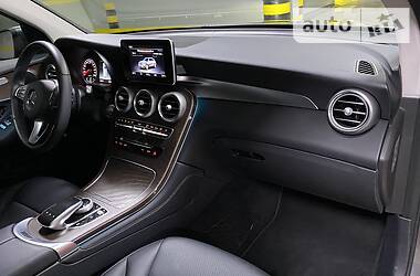 Внедорожник / Кроссовер Mercedes-Benz GLC-Class 2017 в 