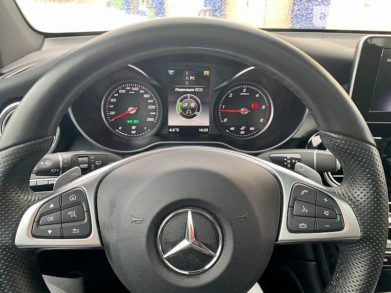Позашляховик / Кросовер Mercedes-Benz GLC-Class 2016 в Києві