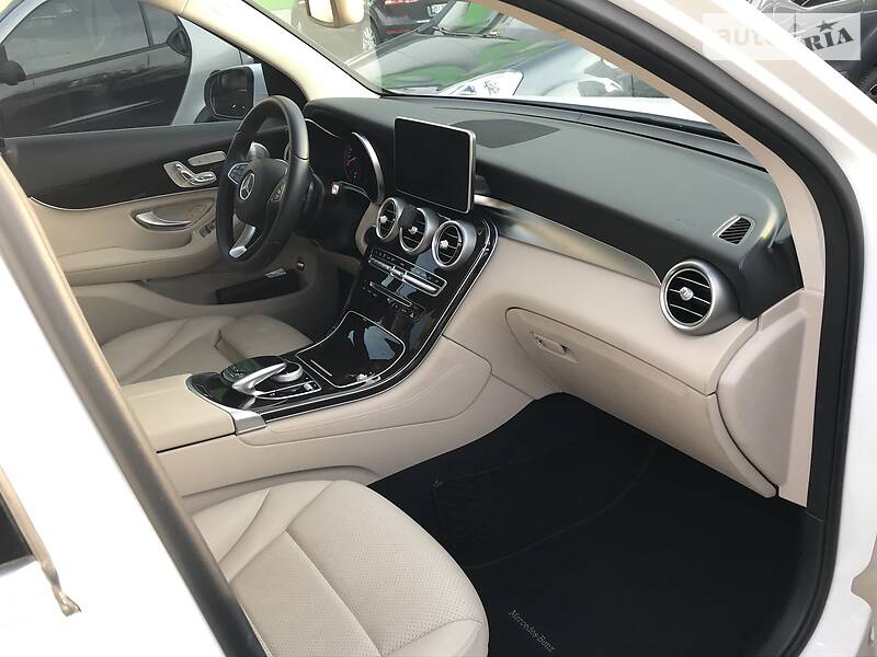 Внедорожник / Кроссовер Mercedes-Benz GLC-Class 2016 в Киеве фото 10 Внедорожник / Кроссовер Mercedes-Benz GLC-Class 2016 в Киеве