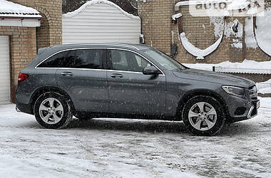 Внедорожник / Кроссовер Mercedes-Benz GLC-Class 2015 в Киеве