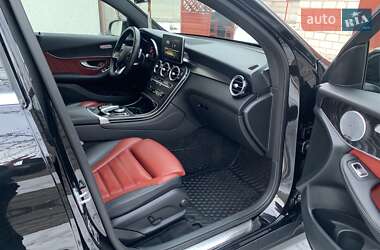 Позашляховик / Кросовер Mercedes-Benz GLC-Class 2017 в 