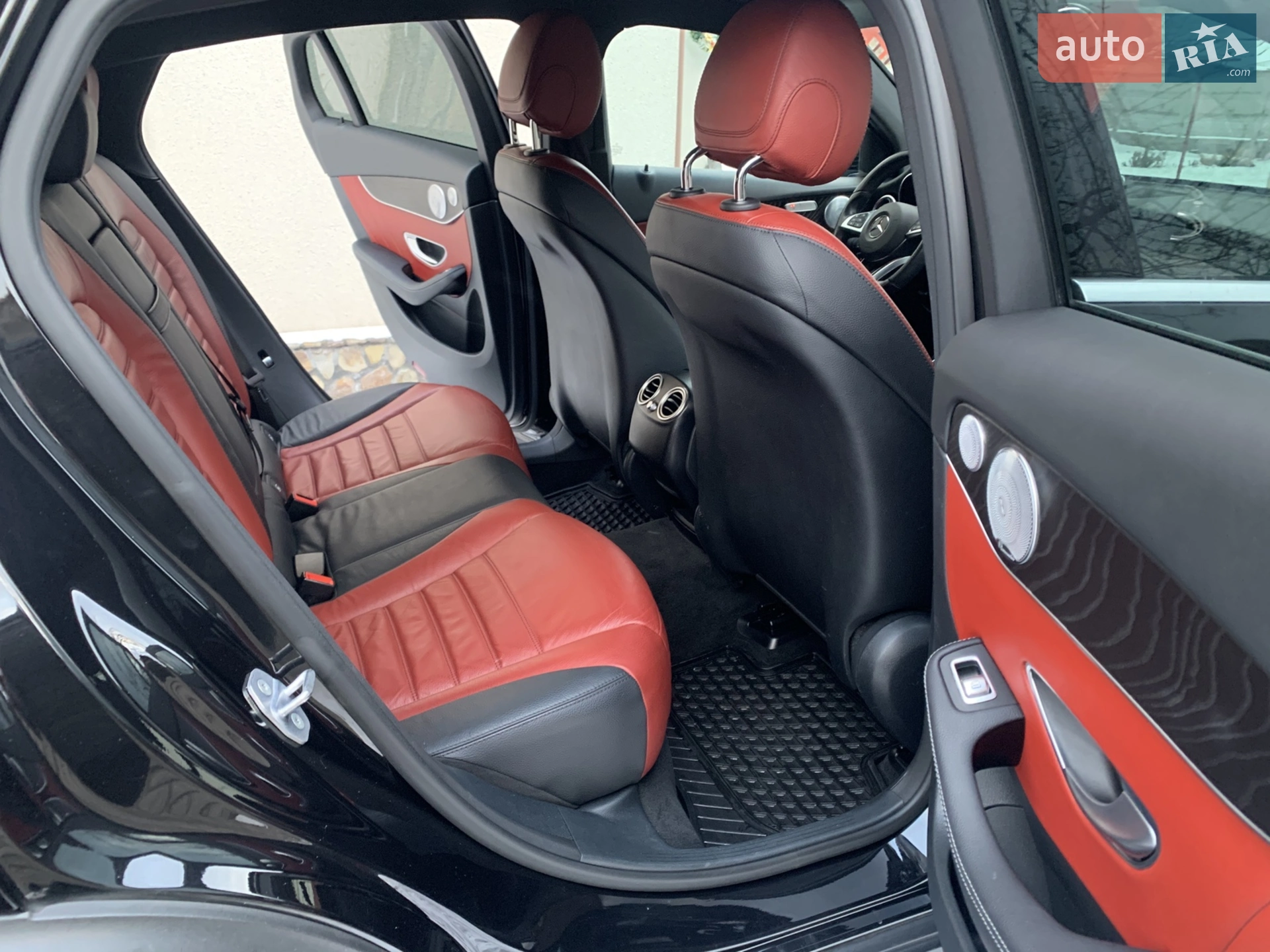 Mercedes-Benz GLC-Class 2017 VIN WDC2533051F257785 фото оголошення 38 з 101