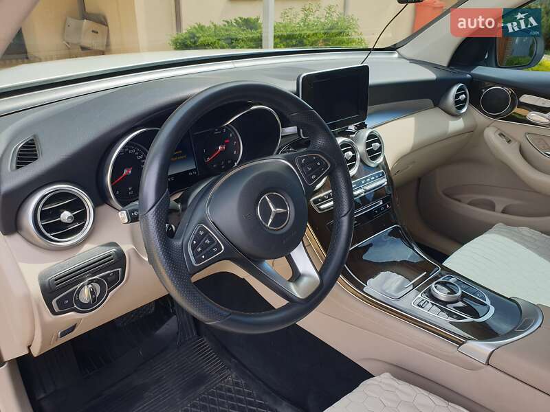 Внедорожник / Кроссовер Mercedes-Benz GLC-Class 2017 в Виннице фото 6 Внедорожник / Кроссовер Mercedes-Benz GLC-Class 2017 в Виннице
