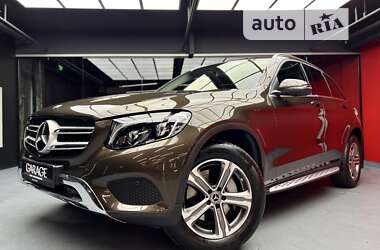 Внедорожник / Кроссовер Mercedes-Benz GLC-Class 2017 в Киеве