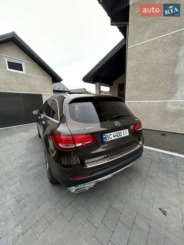 Внедорожник / Кроссовер Mercedes-Benz GLC-Class 2016 в Шептицькому