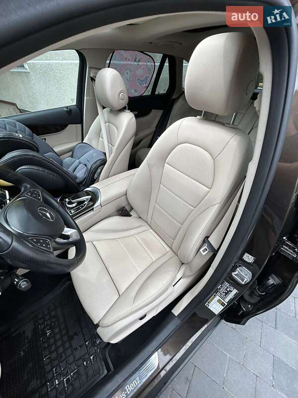 Внедорожник / Кроссовер Mercedes-Benz GLC-Class 2016 в Шептицькому