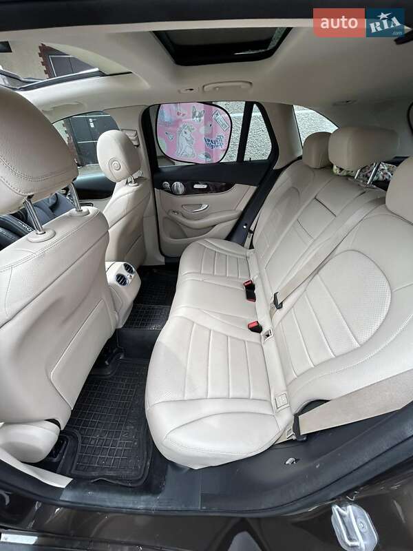 Внедорожник / Кроссовер Mercedes-Benz GLC-Class 2016 в Шептицькому