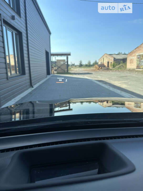 Позашляховик / Кросовер Mercedes-Benz GLC-Class 2018 в Вараші фото 6 Позашляховик / Кросовер Mercedes-Benz GLC-Class 2018 в Вараші