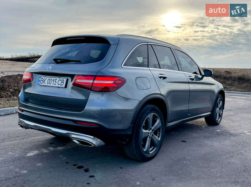Позашляховик / Кросовер Mercedes-Benz GLC-Class 2016 в Рівному