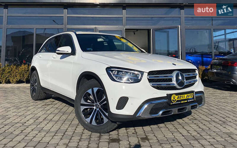Mercedes-Benz GLC-Class 2019