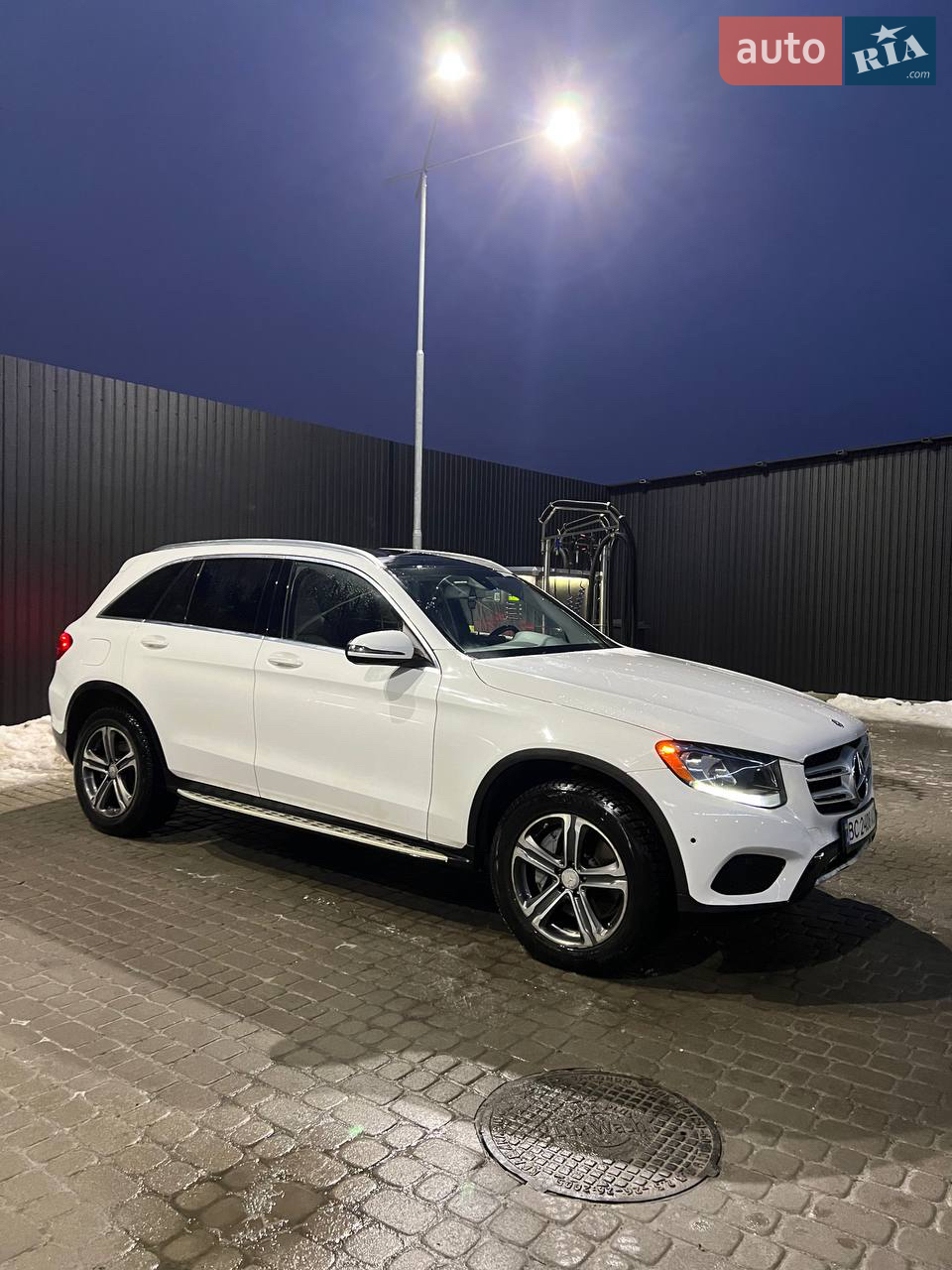 2016 Mercedes-Benz GLC - мініатюра 17