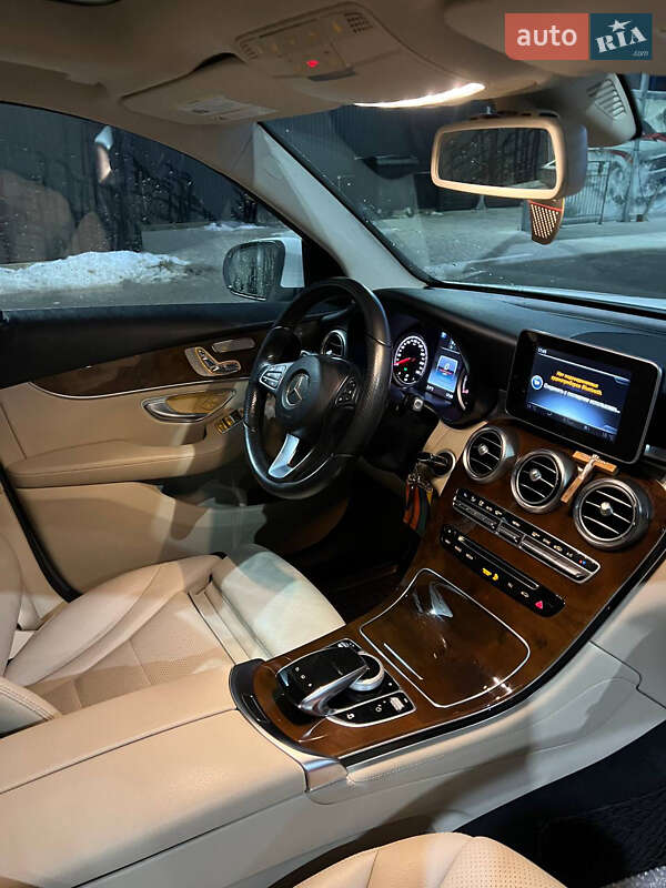 Позашляховик / Кросовер Mercedes-Benz GLC-Class 2015 в Львові