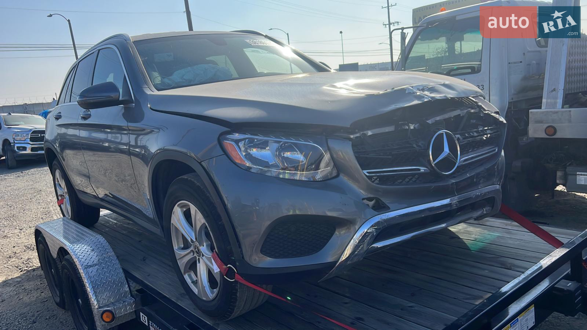 2017 Mercedes-Benz GLC - мініатюра 15