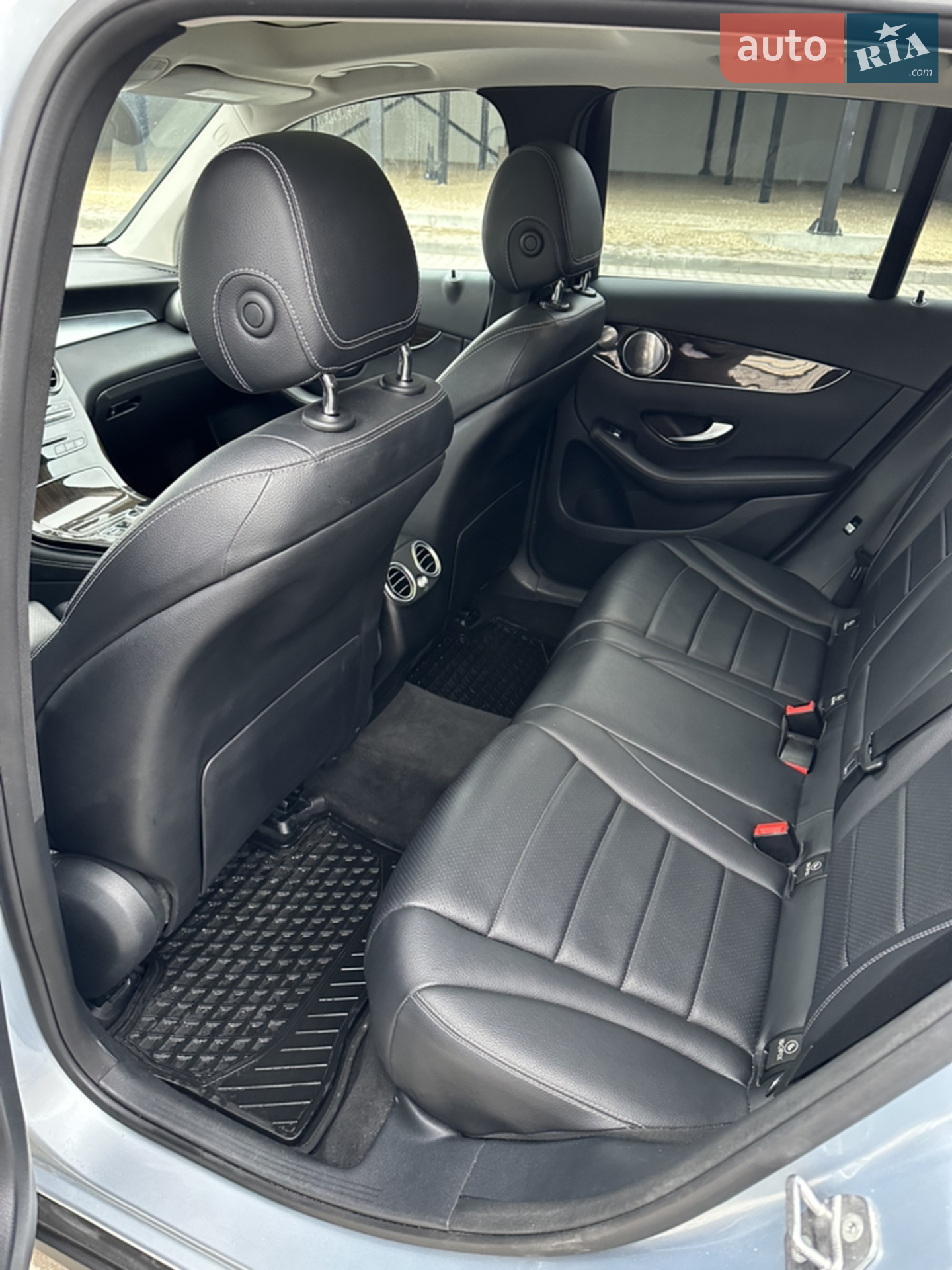 2016 Mercedes-Benz GLC - мініатюра 27