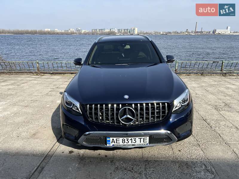 Внедорожник / Кроссовер Mercedes-Benz GLC-Class 2017 в Днепре