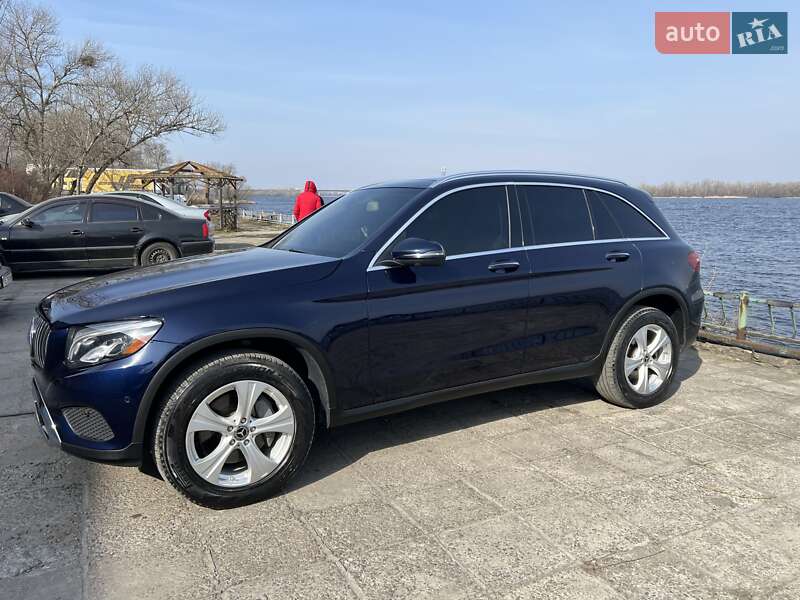 Внедорожник / Кроссовер Mercedes-Benz GLC-Class 2017 в Днепре