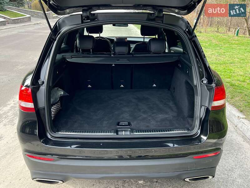 Позашляховик / Кросовер Mercedes-Benz GLC-Class 2019 в Києві