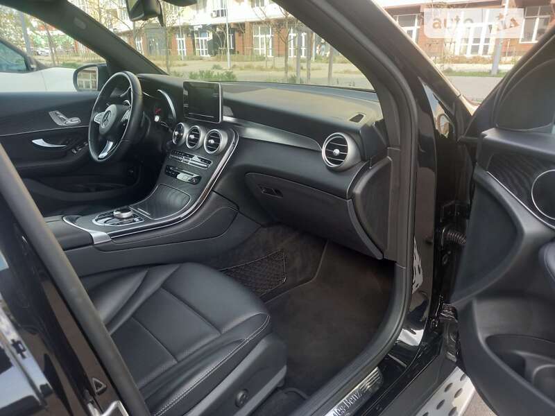 Внедорожник / Кроссовер Mercedes-Benz GLC-Class 2017 в Николаеве