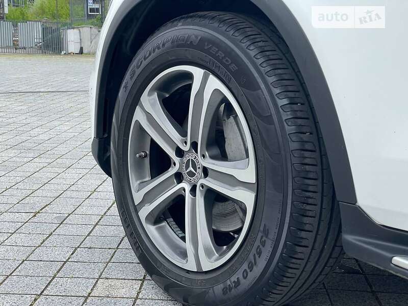 Позашляховик / Кросовер Mercedes-Benz GLC-Class 2019 в Києві