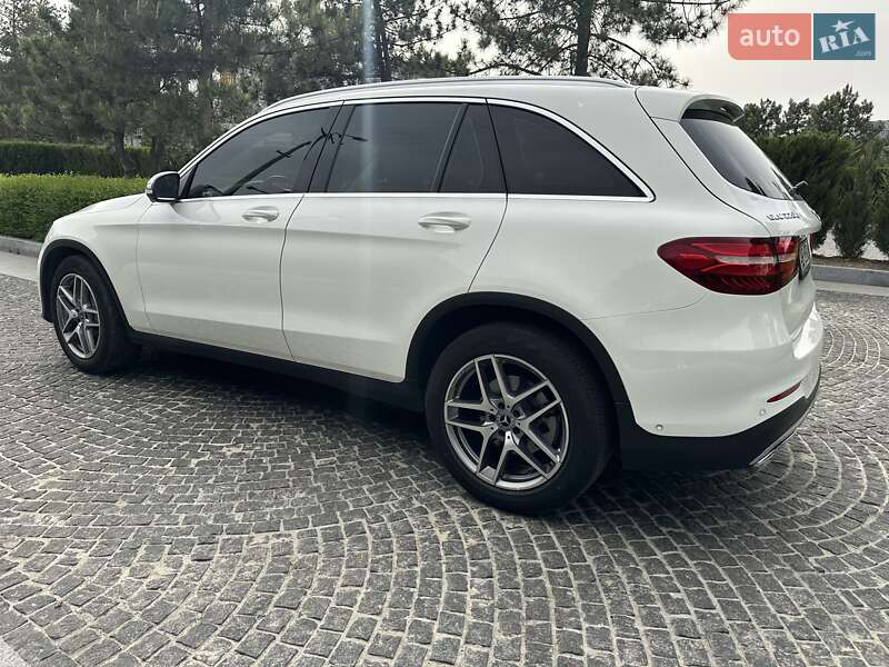 Внедорожник / Кроссовер Mercedes-Benz GLC-Class 2017 в Днепре фото 3 Внедорожник / Кроссовер Mercedes-Benz GLC-Class 2017 в Днепре