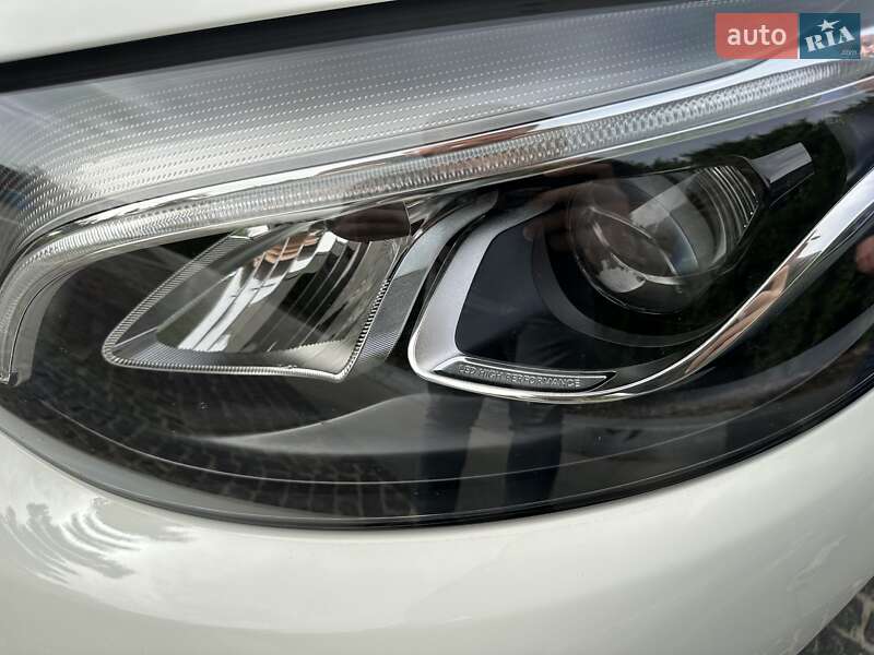 Внедорожник / Кроссовер Mercedes-Benz GLC-Class 2017 в Днепре фото 13 Внедорожник / Кроссовер Mercedes-Benz GLC-Class 2017 в Днепре