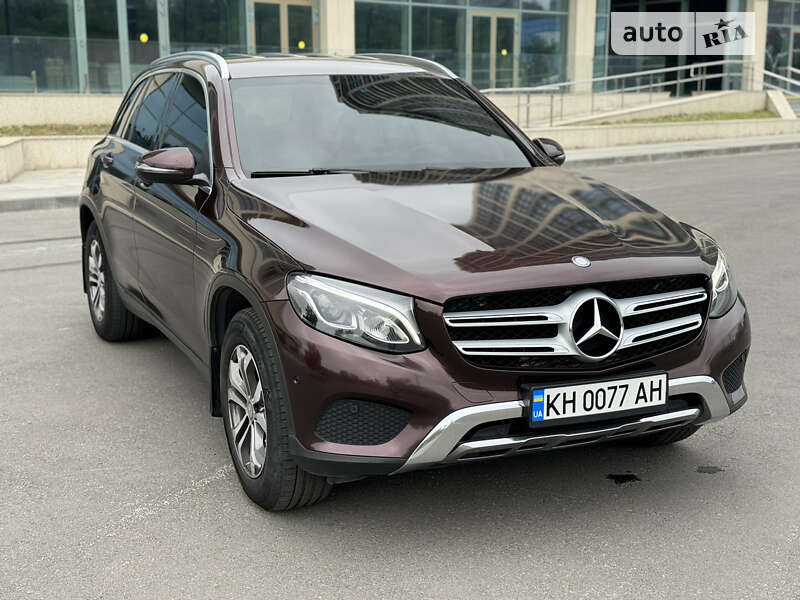 Внедорожник / Кроссовер Mercedes-Benz GLC-Class 2016 в Днепре