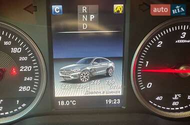 Внедорожник / Кроссовер Mercedes-Benz GLC-Class 2017 в 