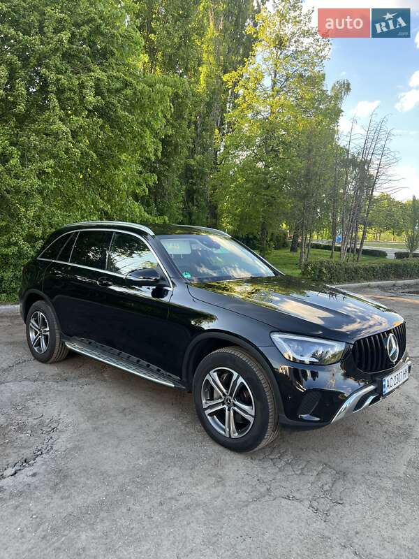 Mercedes-Benz GLC-Class 2019