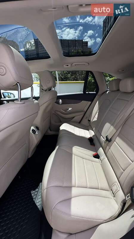 Внедорожник / Кроссовер Mercedes-Benz GLC-Class 2017 в Одессе