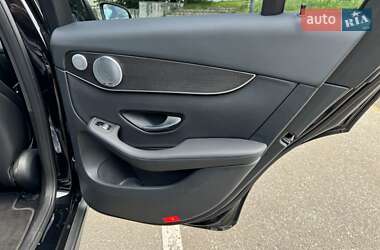 Внедорожник / Кроссовер Mercedes-Benz GLC-Class 2019 в 