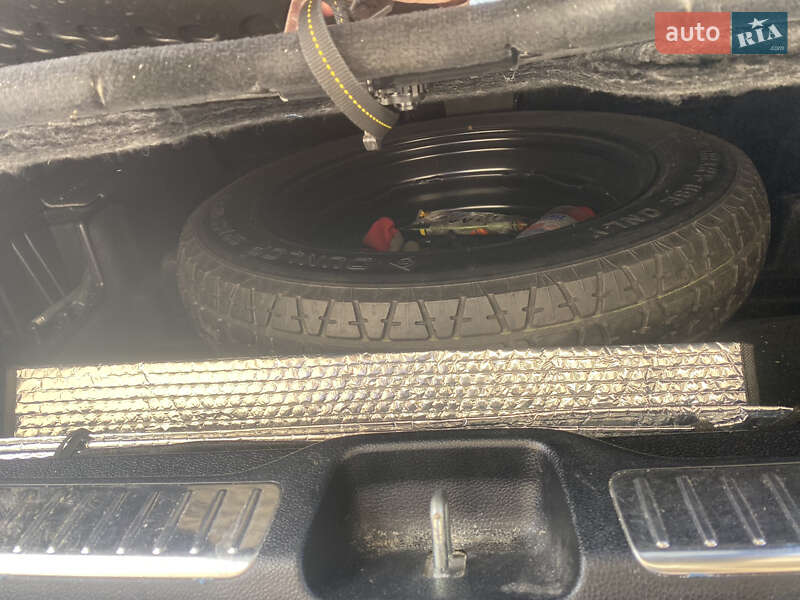 Внедорожник / Кроссовер Mercedes-Benz GLC-Class 2016 в Киеве