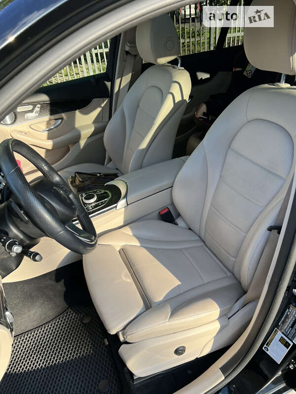 Внедорожник / Кроссовер Mercedes-Benz GLC-Class 2018 в Луцке фото 14 Внедорожник / Кроссовер Mercedes-Benz GLC-Class 2018 в Луцке