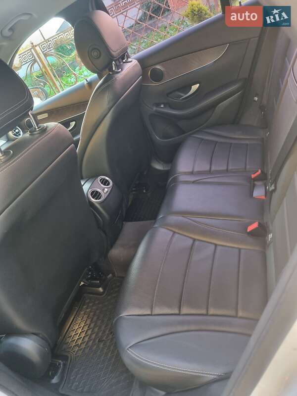 Внедорожник / Кроссовер Mercedes-Benz GLC-Class 2015 в Иршаве фото 10 Внедорожник / Кроссовер Mercedes-Benz GLC-Class 2015 в Иршаве