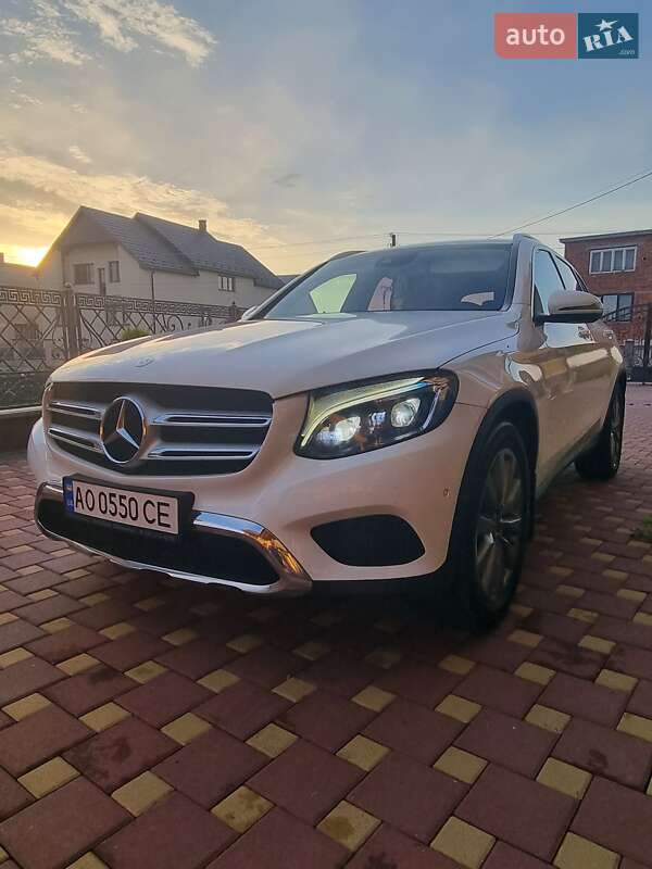 Внедорожник / Кроссовер Mercedes-Benz GLC-Class 2015 в Иршаве фото 12 Внедорожник / Кроссовер Mercedes-Benz GLC-Class 2015 в Иршаве