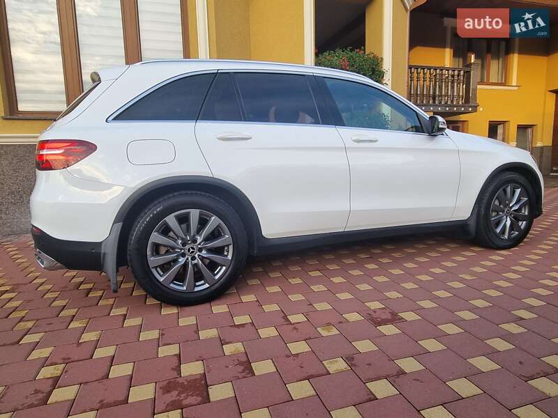Внедорожник / Кроссовер Mercedes-Benz GLC-Class 2015 в Иршаве фото 17 Внедорожник / Кроссовер Mercedes-Benz GLC-Class 2015 в Иршаве