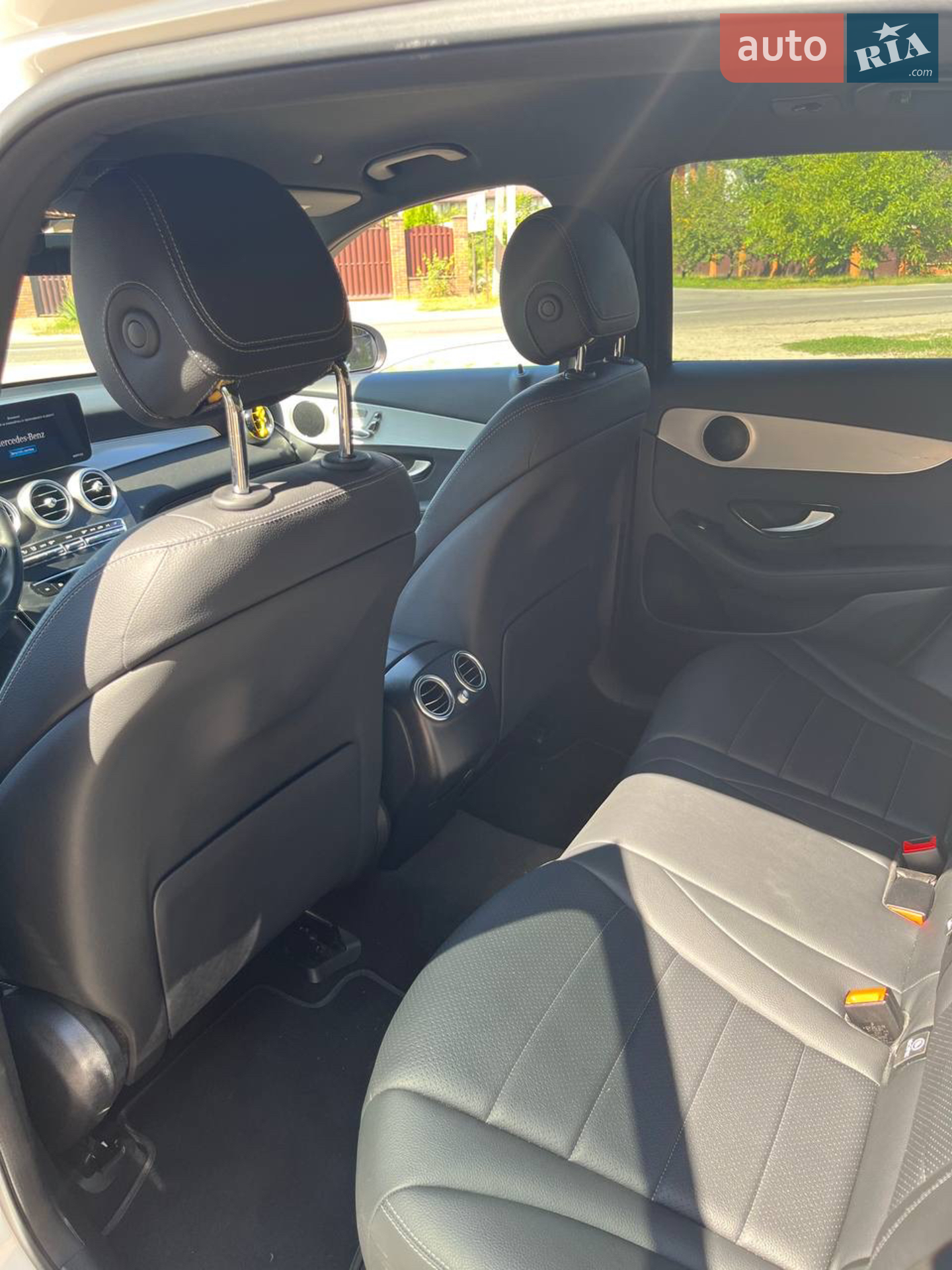 2021 Mercedes-Benz GLC - мініатюра 11