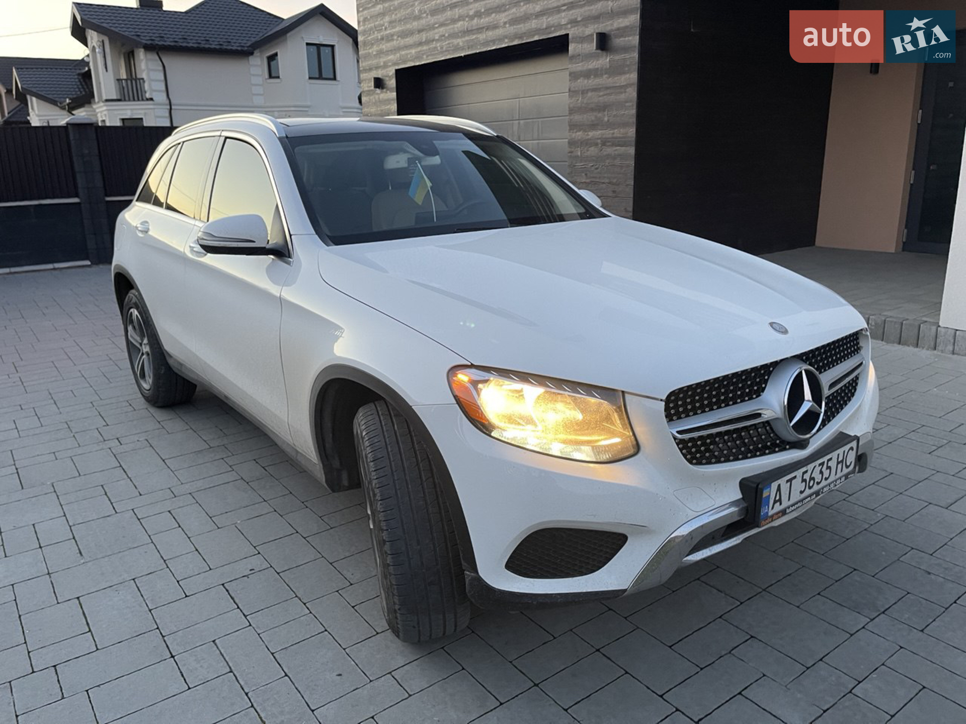 2016 Mercedes-Benz GLC - мініатюра 4
