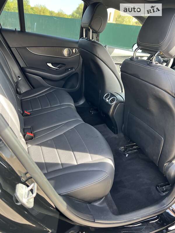 Внедорожник / Кроссовер Mercedes-Benz GLC-Class 2017 в Ивано-Франковске