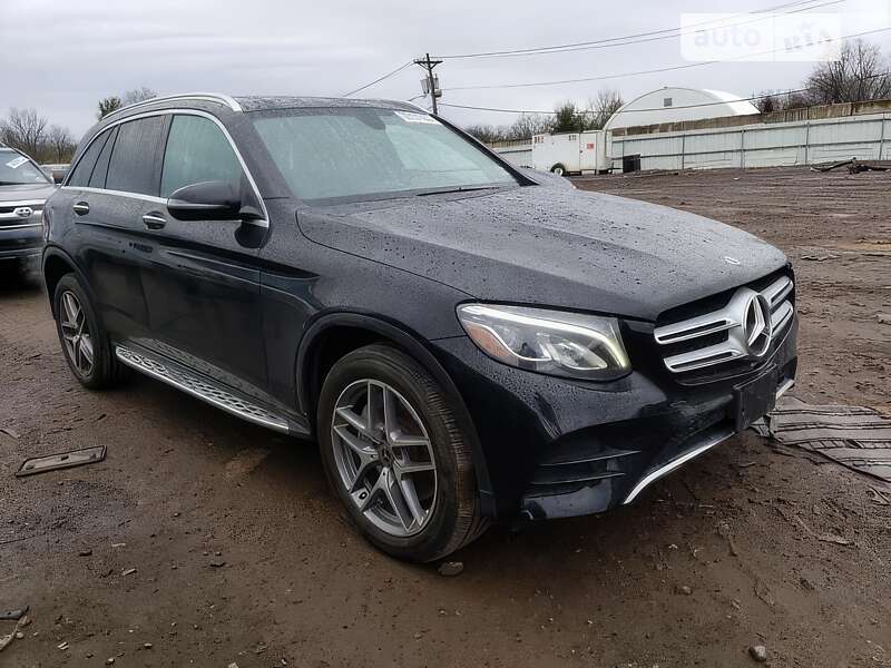 Внедорожник / Кроссовер Mercedes-Benz GLC-Class 2019 в Ужгороде