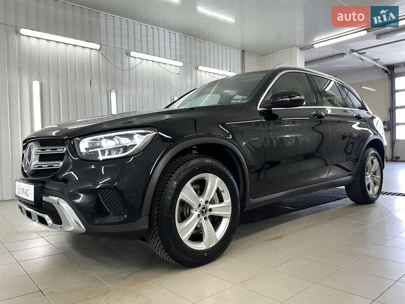 Внедорожник / Кроссовер Mercedes-Benz GLC-Class 2020 в Киеве
