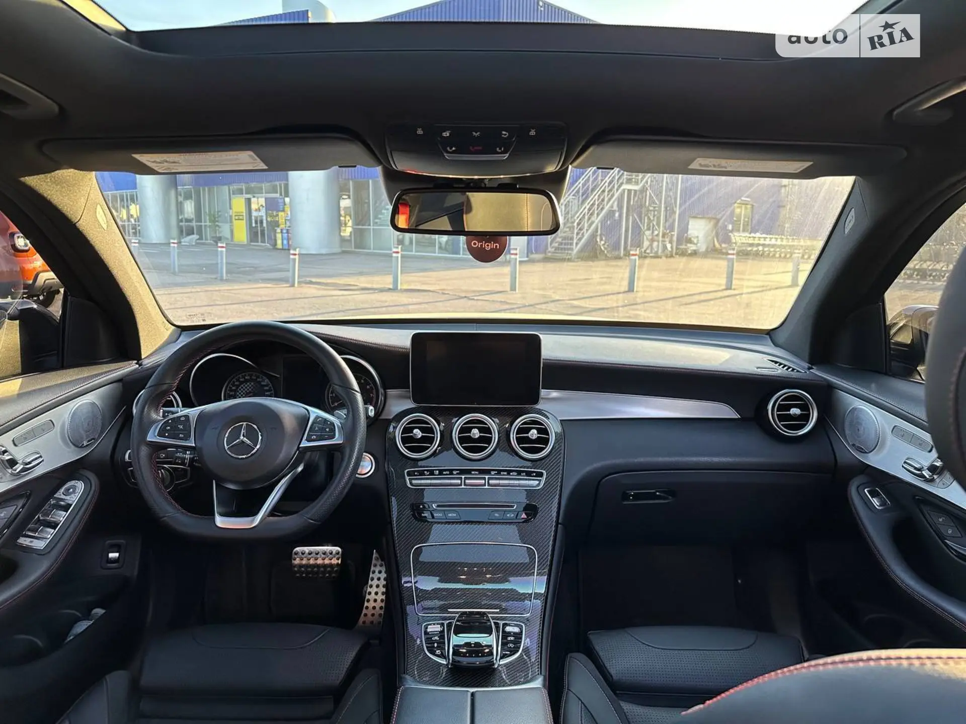 2018 Mercedes-Benz GLC - мініатюра 11