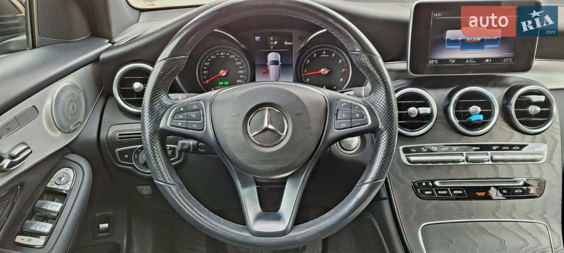 2019 Mercedes-Benz GLC - мініатюра 18