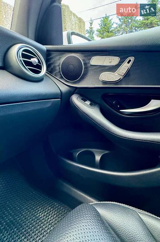 Внедорожник / Кроссовер Mercedes-Benz GLC-Class 2018 в Киеве фото 3 Внедорожник / Кроссовер Mercedes-Benz GLC-Class 2018 в Киеве